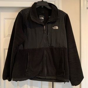 Women’s North Face Denali XL